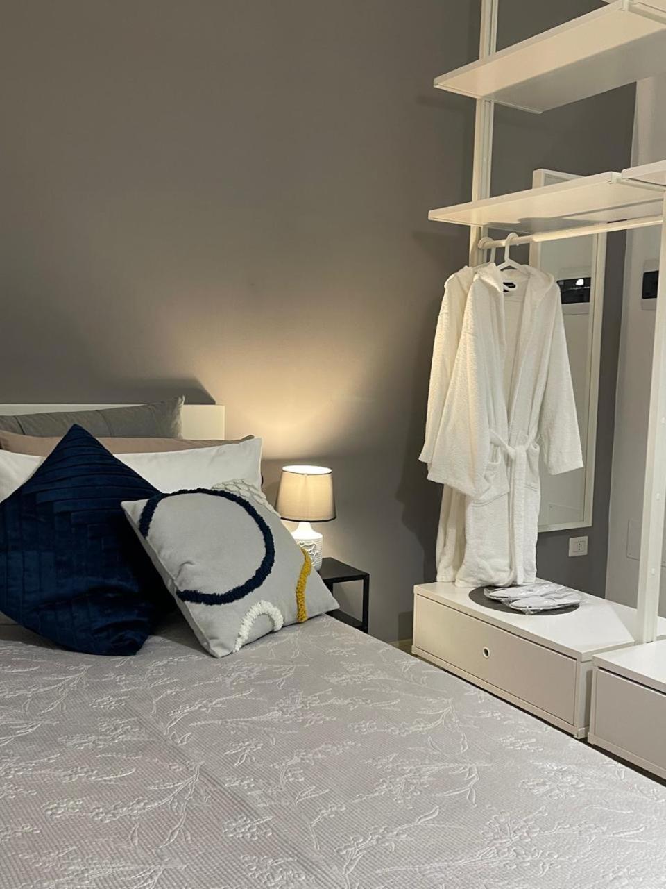 Margherita Apartment Bari Buitenkant foto