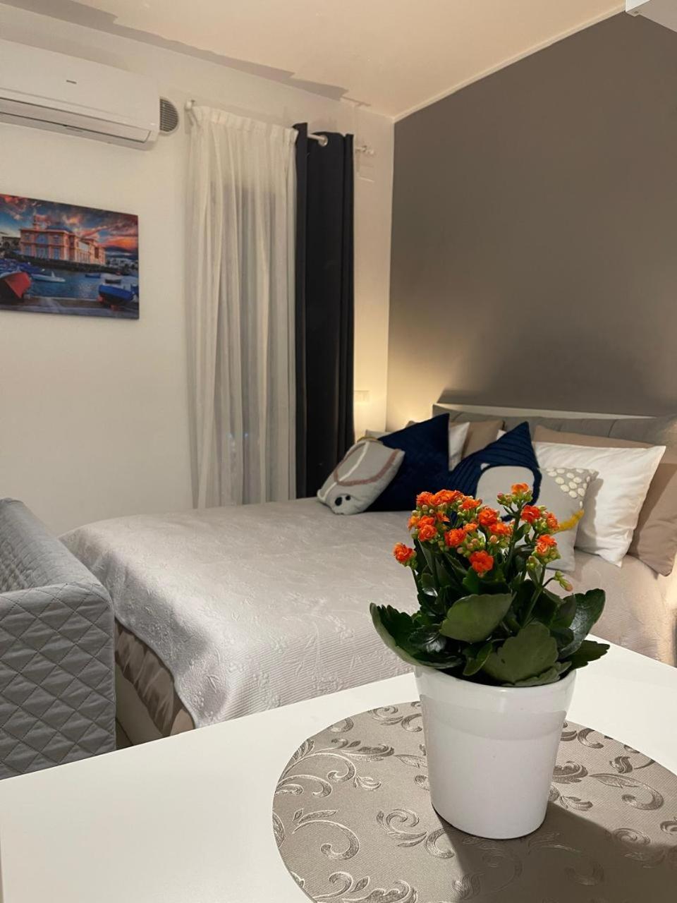 Margherita Apartment Bari Buitenkant foto