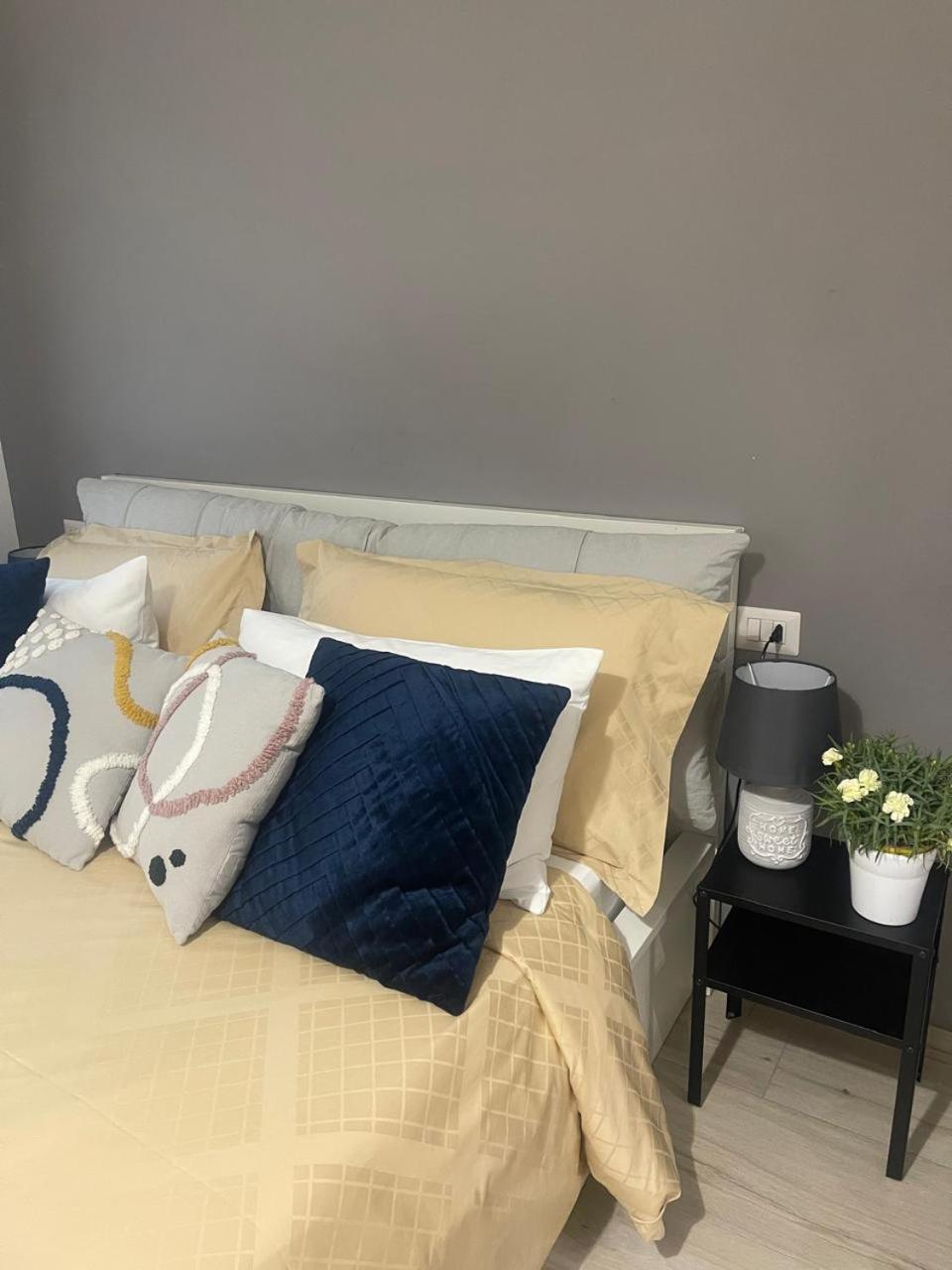 Margherita Apartment Bari Buitenkant foto